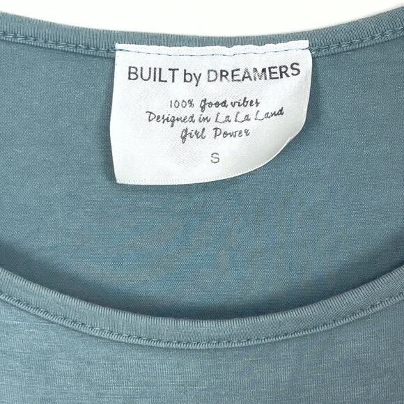 Built by Dreamers Top - Picture 2 of 3